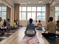 -亚太瑜伽普拉提学院