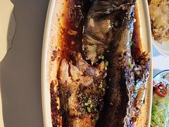 -八府香鸭·啫啫煲(华山路店)