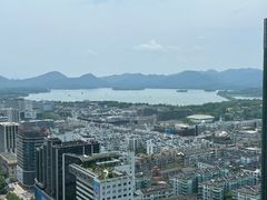 -Hi City·城市之巅