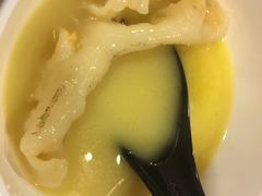 -鲜入围煮花胶鸡海鲜火锅