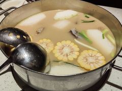 -肥仔文澳门猪骨煲(南京西路店)