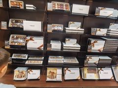 面包甜点陈列柜-Laderach 莱德拉(上海环贸iapm店)