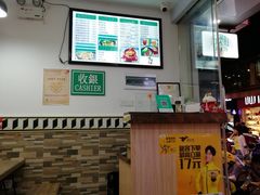 -万煲旺·香港老传承煲仔饭·猪杂汤(客村店)
