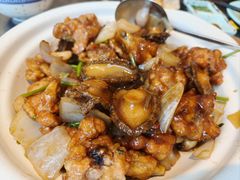 -潮界(LU·ONE凯德晶萃广场店)