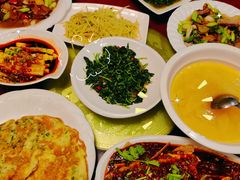 -华冠悠岚·庭院餐厅(青城后山店)