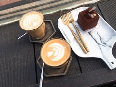 -UNI UNI(环亚凯瑟琳店)