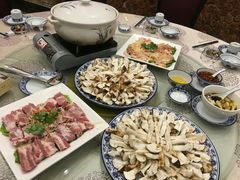 -纳福苑(亮庆餐饮分店)