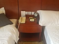 -杭州海华满陇度假酒店