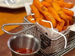 -I HOLIC艾豪丽披萨(KKone店)