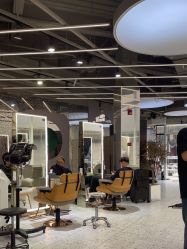 -PE SALON 