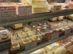 -红宝石·鲜奶小方·海派西点房(南丹店)