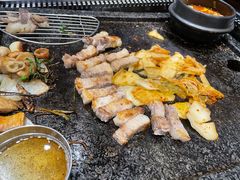 黑毛猪五花-韩阳王石板烤肉