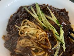 炸酱面-桃园中华料理炸酱面(燕儿岛路店)