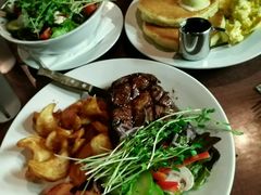 -Pancakes on the rocks(Darling Harbour)