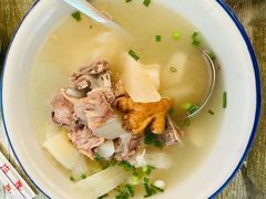 排骨萝卜汤-和顺饭店正宗连山回锅肉(水碾河南街店)