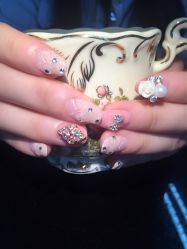 -EMILY艾枚莉美甲美睫·美颜·现磨咖啡