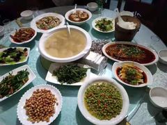 -华冠悠岚·庭院餐厅(青城后山店)