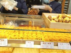 面包甜点陈列柜-酥翁糕点(顺义店)