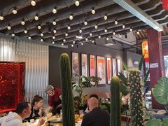 -朱光玉火锅馆·太原旗舰(钟楼街店)