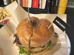 -shark burger·鲨鱼汉堡(交子大道店)