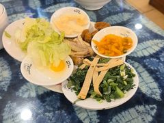 -桥香园云南过桥米线(金马碧鸡店)