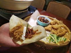 -魏铭鱼头捞饭(晋阳路店)