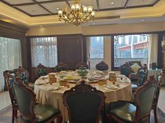 -小天鹅火锅·一线江景洪鼎旗舰店(洪崖洞店)