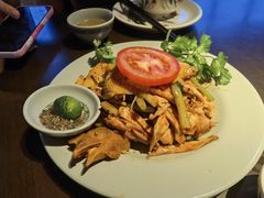 越式盐焗麻油鸡-大头虾越式风味餐厅(光明广场店)