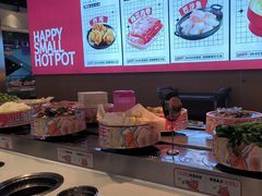 -龍歌自助小火锅(市北CBD万达店)