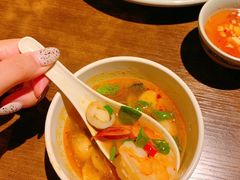 冬阴功-大头虾越式风味餐厅(光明广场店)