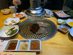 -唯成•韩国炭火烤肉 유성고기