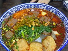 -重庆火红麻辣烫(伟超置业大厦店)