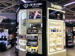 -日上免税店(三径路t3店)