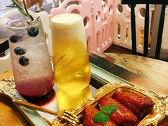 -柯斗斗主题餐厅·狗咖·围炉煮茶·茶饮(国瑞升平里店)