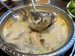-二厨·吊桥小院·脆皮烧鸡公·本地农家菜(沿江西路店)