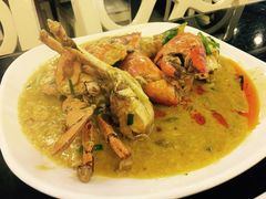 -J Daeng Seafood