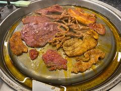-赞酱川式烤肉(蜀都万达店)