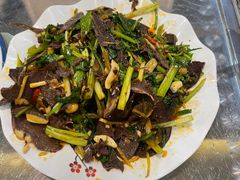 -乳仔牛牦牛汤锅 烤羊排(松潘古城店)