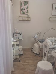 -Hi Beauty Skin 科技美肤中心