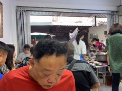-Kha Mu Charoensang(Silom)