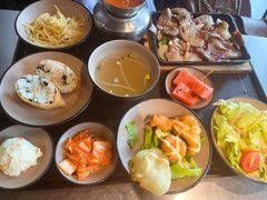 -欧巴炭烤肉오빠숯불구이(南京东路店)