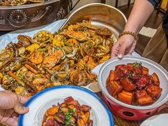 -东来菜馆•手抓海鲜家常菜•海鲜锅贴(鸽子窝店)