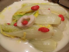 竹笙鱼汤浸娃娃菜-三号黄浦会Canton Table