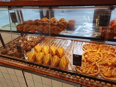 -Dough&Joe团憩(瑞虹天地月亮湾店)