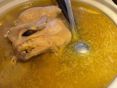 招牌清炖鸡汤-房陵农家(东亭店)