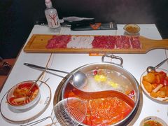-牛人日志·鲜牛肉骨汤火锅(万科里瑧店)