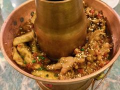 土司铜锅油焖鸡-浩海火烧云傣家菜(京广店)