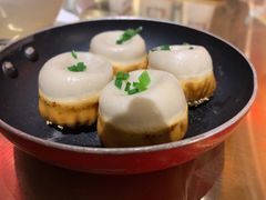 -龍堂蟹黄小笼包(德思勤四季汇店)