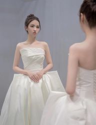 -不晚国际婚纱礼服