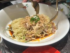 -渔语鱼新川菜Bistro(万象天地店)
